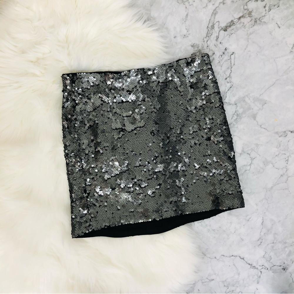 H&M Sequined Mini Skirt Sz M